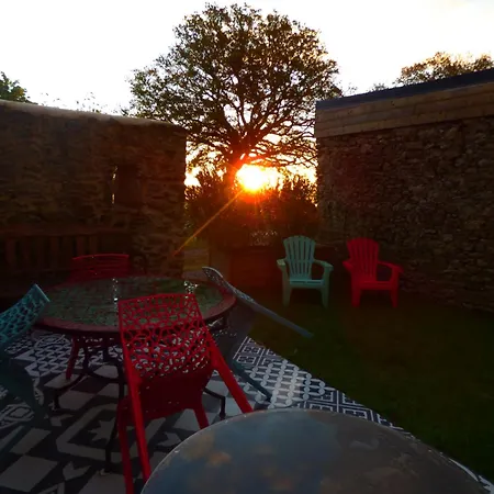 Petite Maison En Briere.