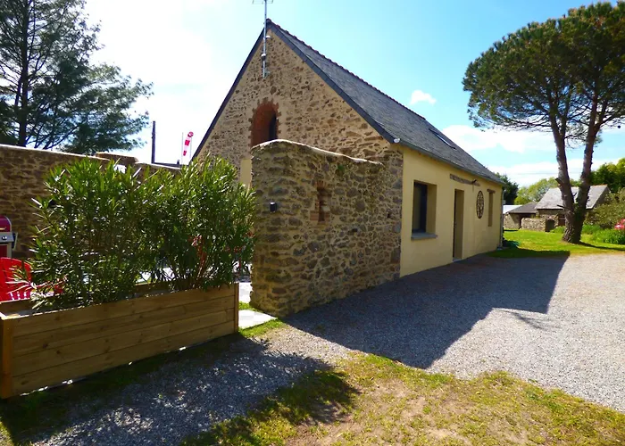 Petite Maison En Briere.